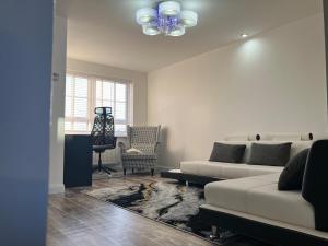 Sheffield Boutique Cosy 3-bed Home