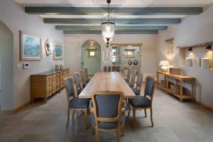 Vacay Villa Nevia with a private sports facilities 