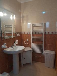 Plácida casa con piscina y barbacoa R33 by Novadesta