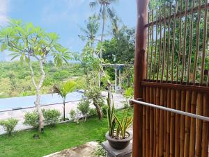 Phòng Giường Đôi Nhìn Ra Núi (Double Room with Mountain View)