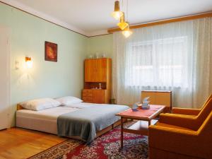 Holiday Home Peach by Interhome