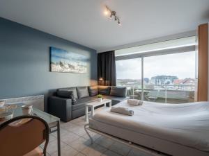 Studio Studio 502 with parking by Interhome