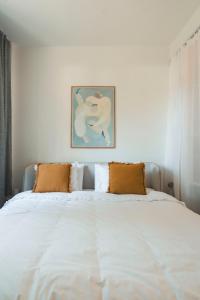 Wooden floor homes 2 bedrooms