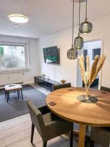 City Apartments Essen for up to 6 person with 4K TV and kitchen - Essen