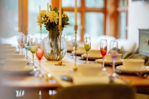 The Manor Lodge, Repton - Luxury Derbyshire Home Sleeps 14