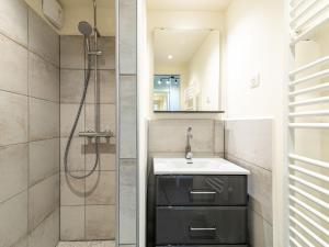 Apartment Home Club - Lavachet-10 by Interhome