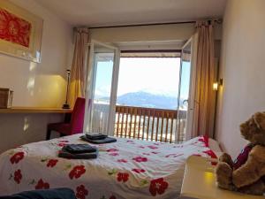 Apartment Les Arolles B12 by Interhome