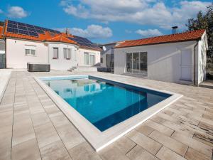 Holiday Home Ana by Interhome - 3hvězdičkové hotely ve městě Donji Proložac