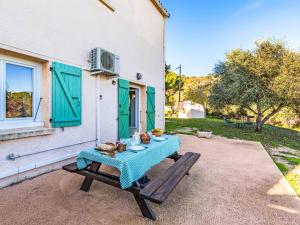 Appartements Apartment T2 Gabriello by Interhome : photos des chambres