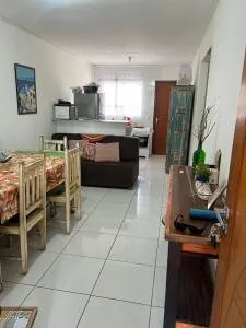 Casa com Piscina em Meaipe - Guarapari - ES - 梅阿普