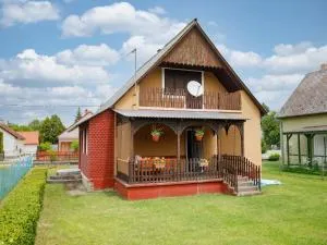 Holiday Home Wolf by Interhome - Balatonmáriafürdő Vasútállomás