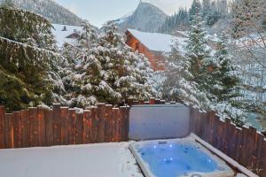 Maisons de vacances Chalet Jean (Coeur de Morzine) Jacuzzi & Sauna : photos des chambres