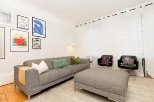 3BR 3LVL Home, Garden & Parking, 5min Greenwich St - Blackheath