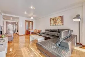 Mendebaldea Hospitales Premium - 济祖尔·梅约