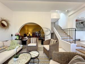 Magnifique Villa classée 4 étoiles avec piscine et vue mer à Cavalière