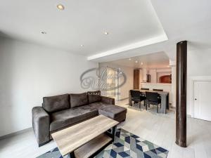 Appartement plain-pied avec terrasse proche de la plage du Canadel