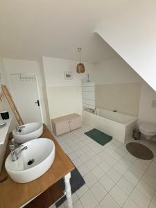 Maisons de vacances Maison ideale avec enfant : photos des chambres