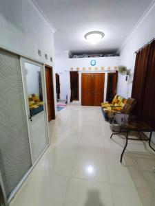Kadipiro Homestay