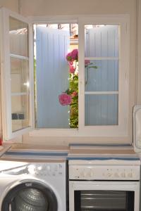 Villas Villa avec Piscine chauffee et parc arbore situee a 100 m de la Plage et Foret sans vis a vis : photos des chambres