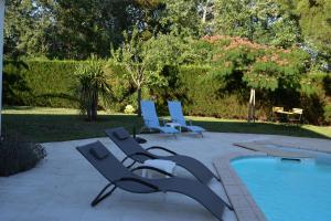 Villas Villa avec Piscine chauffee et parc arbore situee a 100 m de la Plage et Foret sans vis a vis : photos des chambres