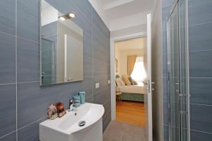 Graceful Apartment near St Peter METRO 100 mt