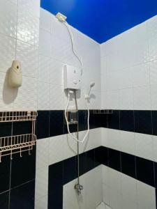 Whiteplace Transient House