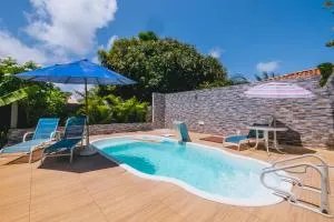 Casa aconchegante com Wi-Fi e piscina prox a praia - Camacari