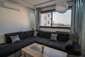Cozy quiet apartment with sea views