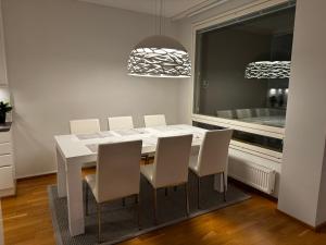 Upea kattohuoneisto Oulun keskustan lähellä