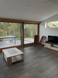Chalets Chalet au bord d-un etang : photos des chambres