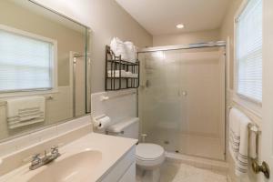 Modern 4 Bedroom pets welcome