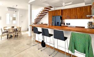 At the Beach New 6-9 person Pool Villa Ao Yon Phuket