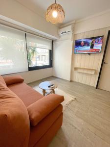 Monoambiente zona Guemes Paseo Aldrey III