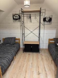 Maisons de vacances Les Rolliannes Maison au village : photos des chambres
