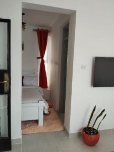 Sunstone Studio- Ngong Rd Near Junction Mall