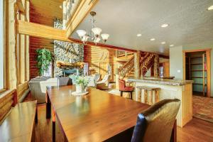 10 Mi to Deer Valley: Mtn-View Gem w Game Room