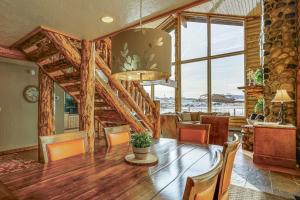10 Mi to Deer Valley: Mtn-View Gem w Game Room