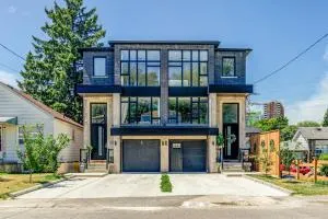 Modern City Living -newly built - Scarborough Junction