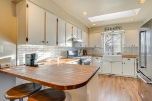 Bring Your Pup Spring Valley Home with Fenced Yard!