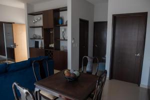 2br2ba Condo 1 block to ocean! - Unit 7