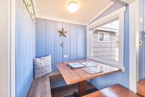 Beachside Bungalow #6