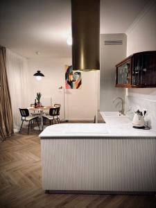 Apartament White Glove Deluxe Bałtycka - Port Warmiński