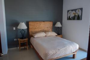 2br2ba Condo 1 block to ocean! - Unit 4