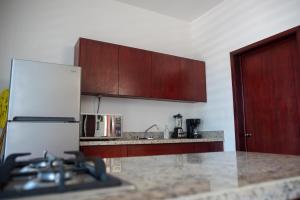 2br2ba Condo 1 block to ocean! - Unit 4