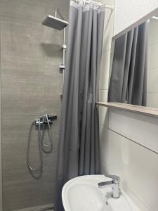 Home-Base Apartment WE28