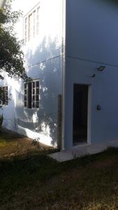 pleasant house 5 min from the soft beach and barra lagoa
