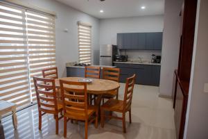 2br2ba Condo 1 block to ocean! - Unit 3