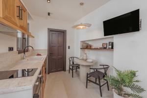 Noema Lindos - Angeliki Suite