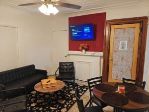 JSQ Apartment, 5 Mins from PATH Station