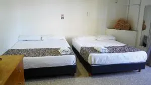 HOSTAL con terraza y parrilla en Palermo - Morón